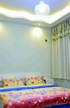 Yiguangnian Fashion Hotel Fenghuang Eksteriør billede