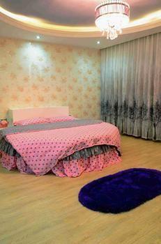 Yiguangnian Fashion Hotel Fenghuang Eksteriør billede